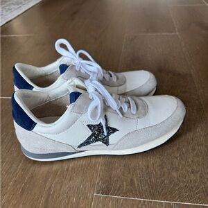 VINTAGE HAVANA Sneakers - Fierce 4 / Size 9